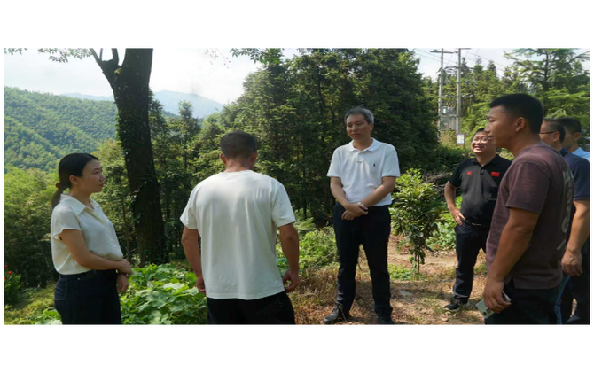 李富春暗访防汛备汛和地质灾害防治工作