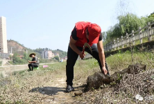 【建文明城 做文明人】多单位联合行动 整治会同河两岸环境