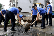 【建文明城 做文明人】县城市管理和综合执法局：特殊的党员活动日