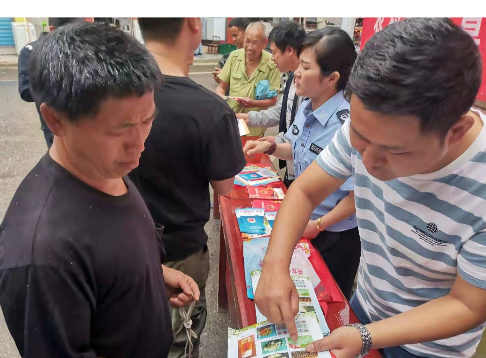 炮团侗族苗族乡积极开展禁毒宣传活动