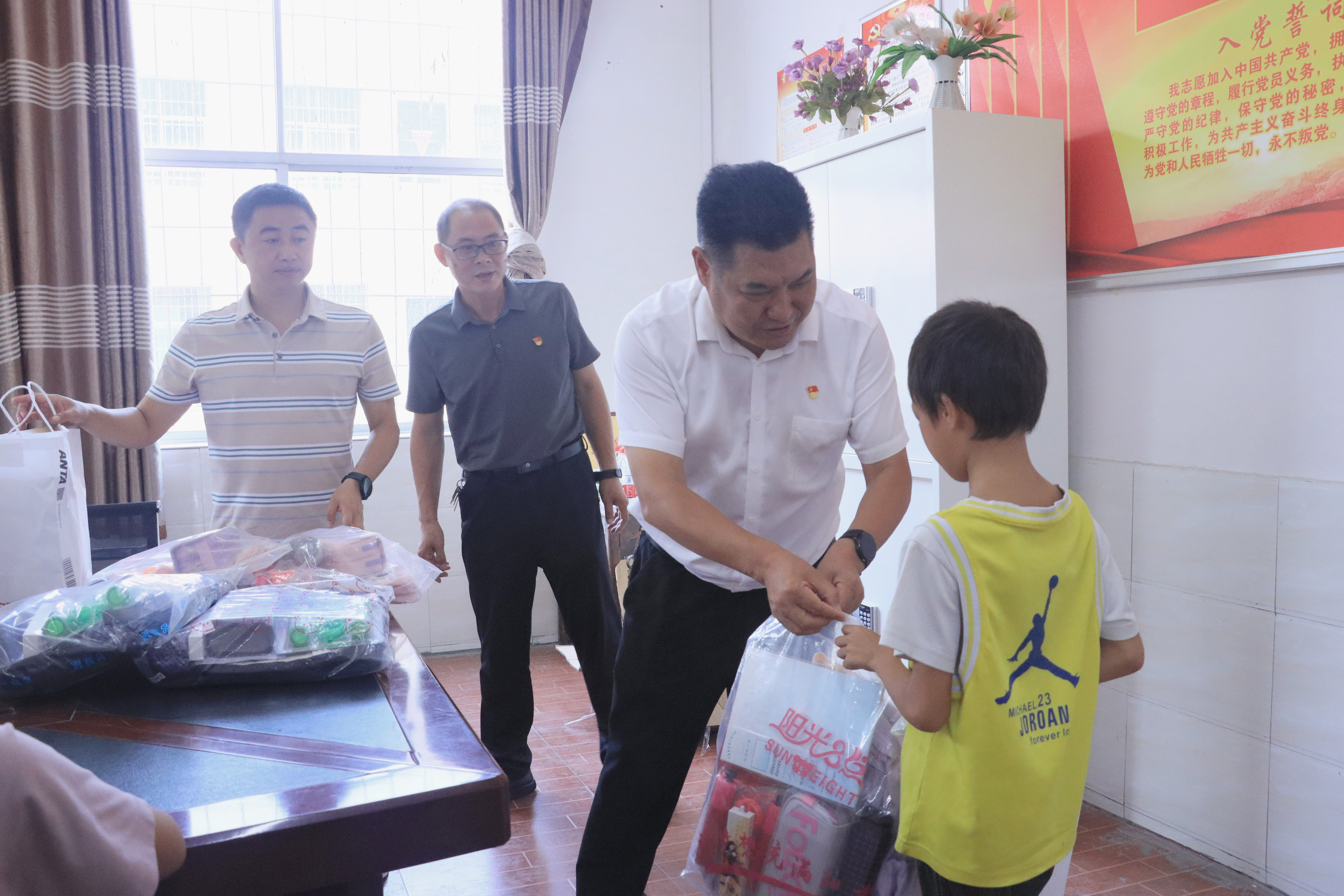 13078c61f8359307d2b40cc80f7eebc_副本.jpg