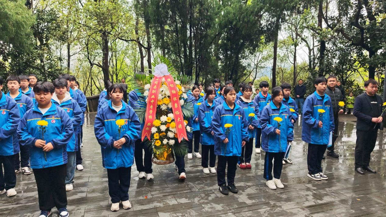 图片9.jpg 图片9.jpg