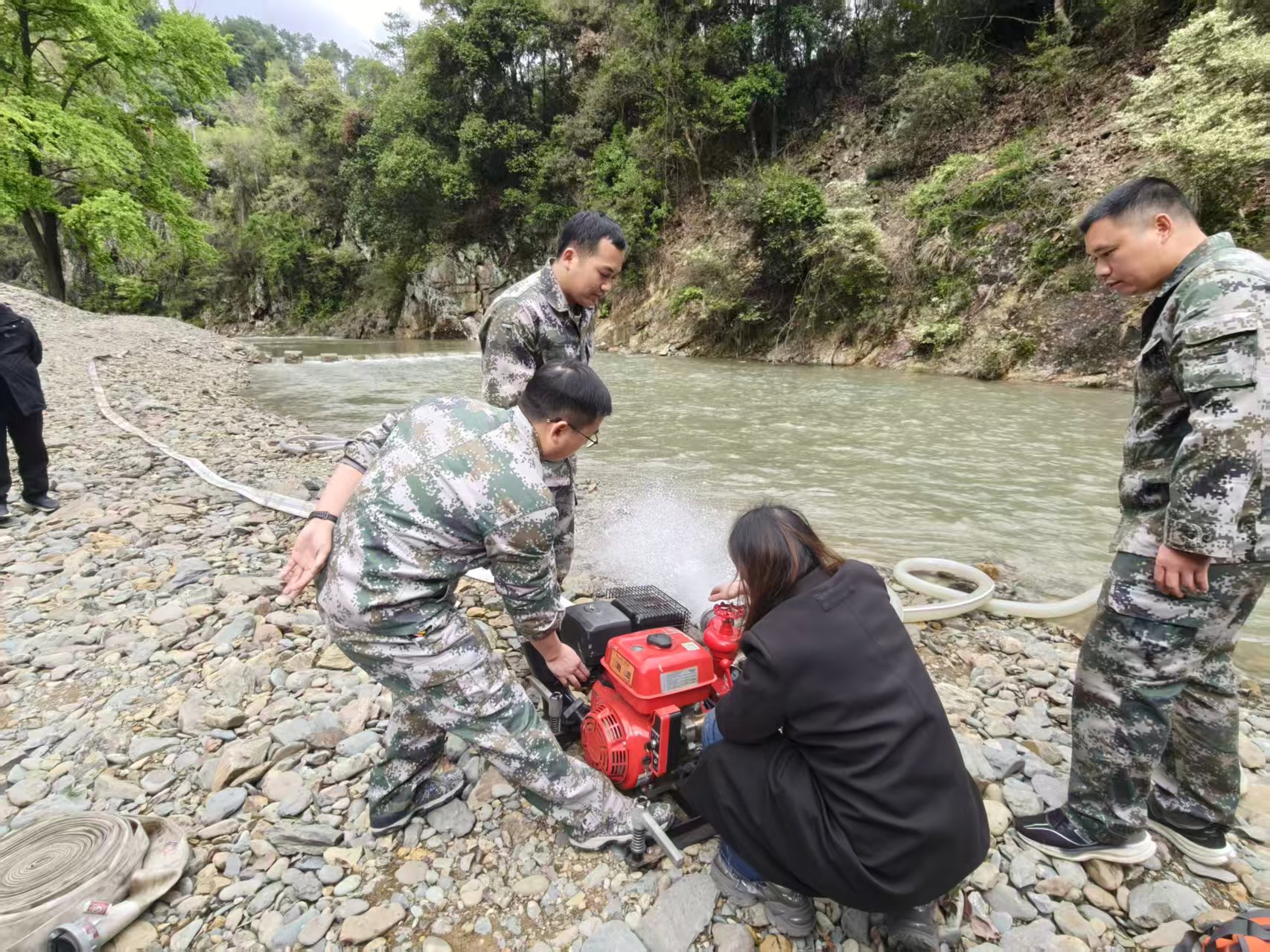 A63D0706@7676EC24.B81DCF6900000000.jpg A63D0706@7676EC24.B81DCF6900000000.jpg