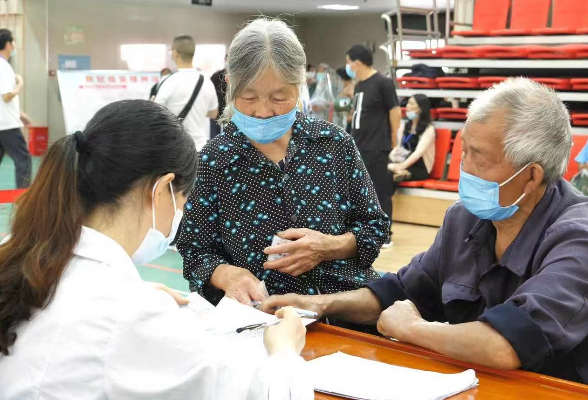 累计接种126976剂次，为这群“幕后英雄”点赞！