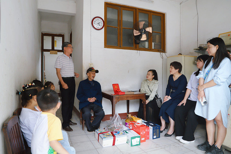 img_3966(1)_副本.jpg