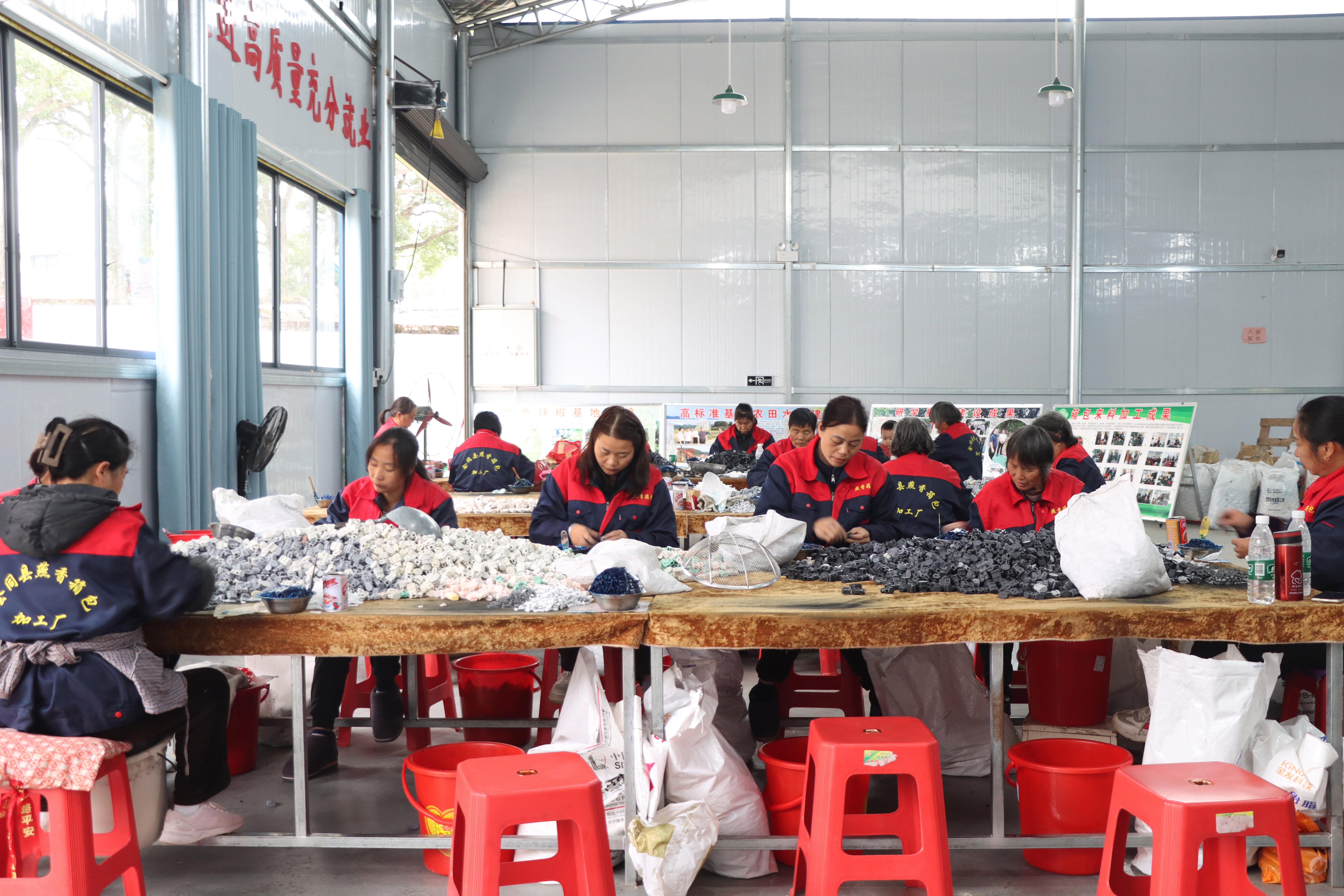 eaaff804d987494185d4df67a5eee7a8.jpg eaaff804d987494185d4df67a5eee7a8.jpg