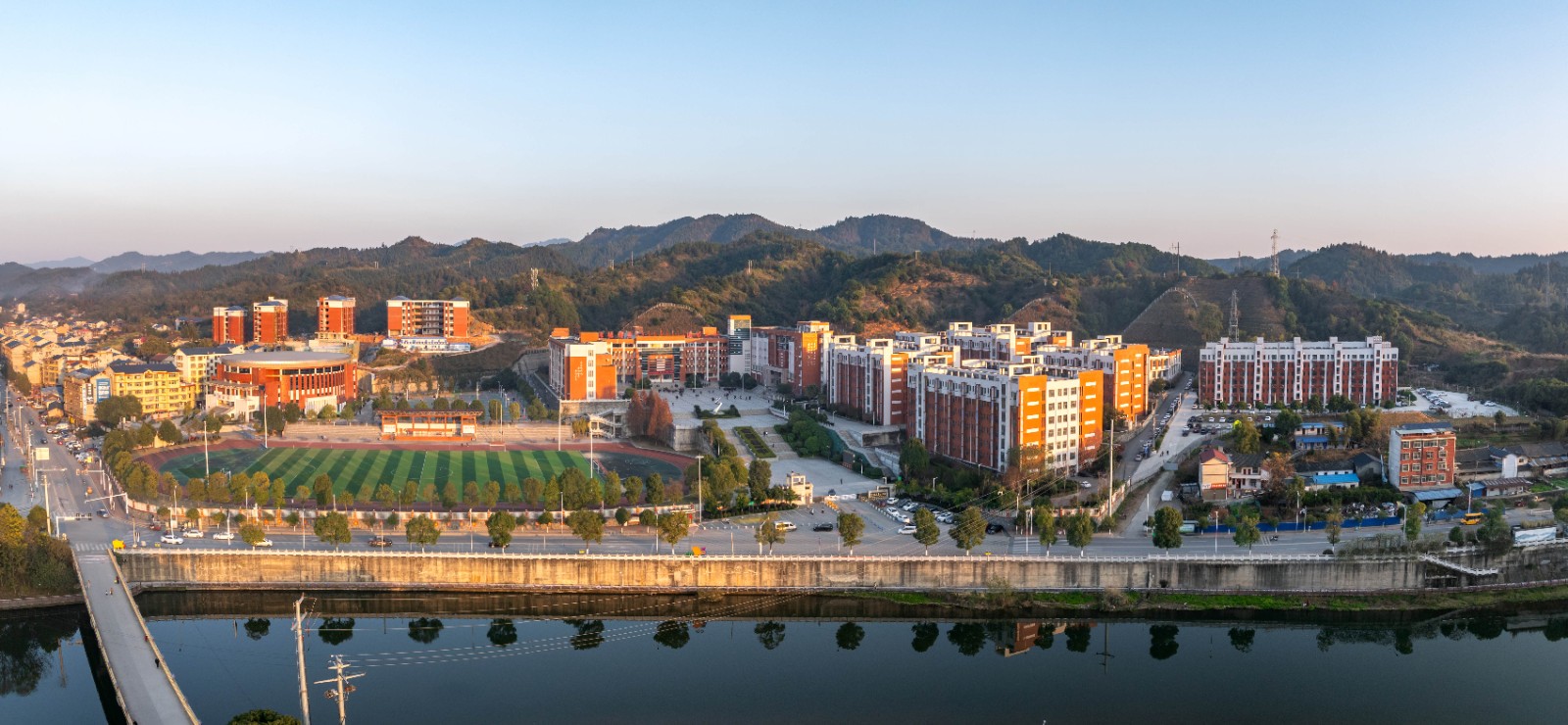 c83a4468e45d47eda4cd433f5f5484b4.jpg c83a4468e45d47eda4cd433f5f5484b4.jpg