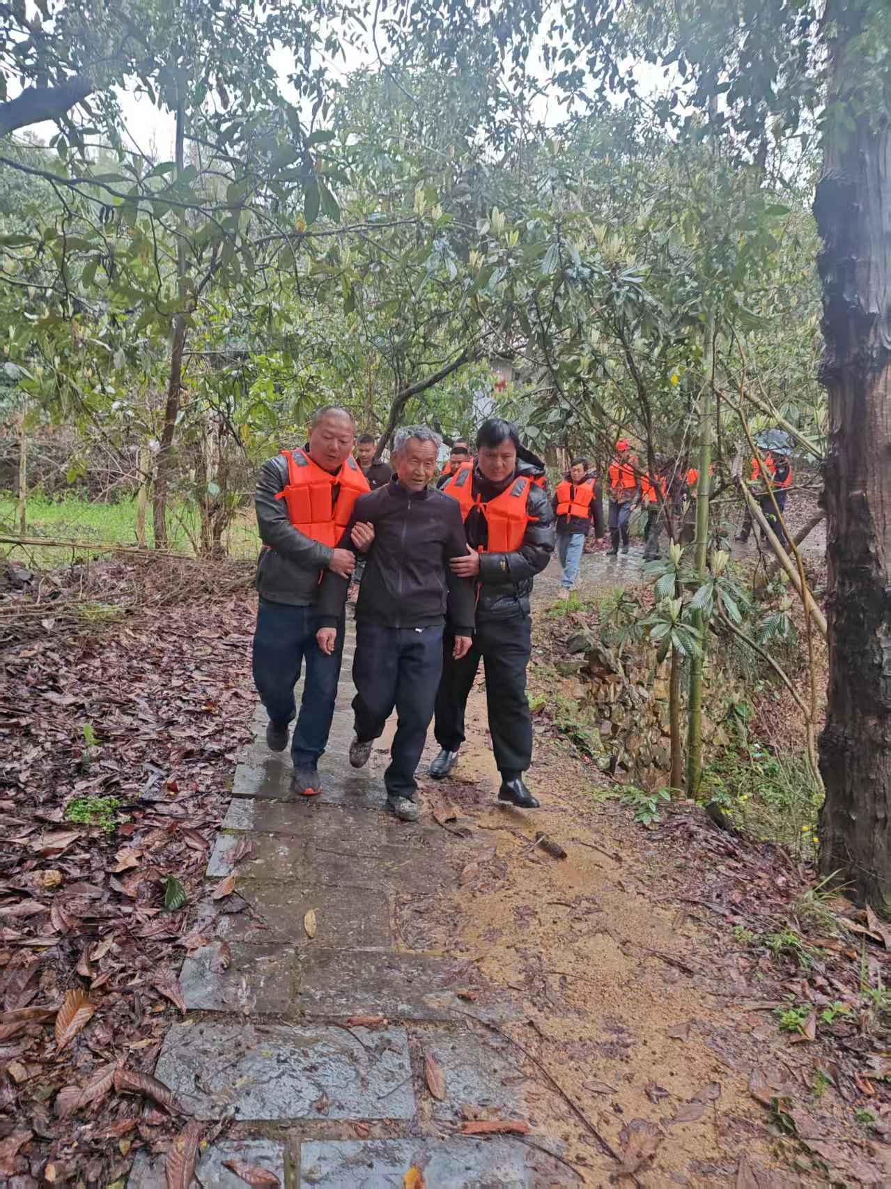 图片9.jpg 图片9.jpg