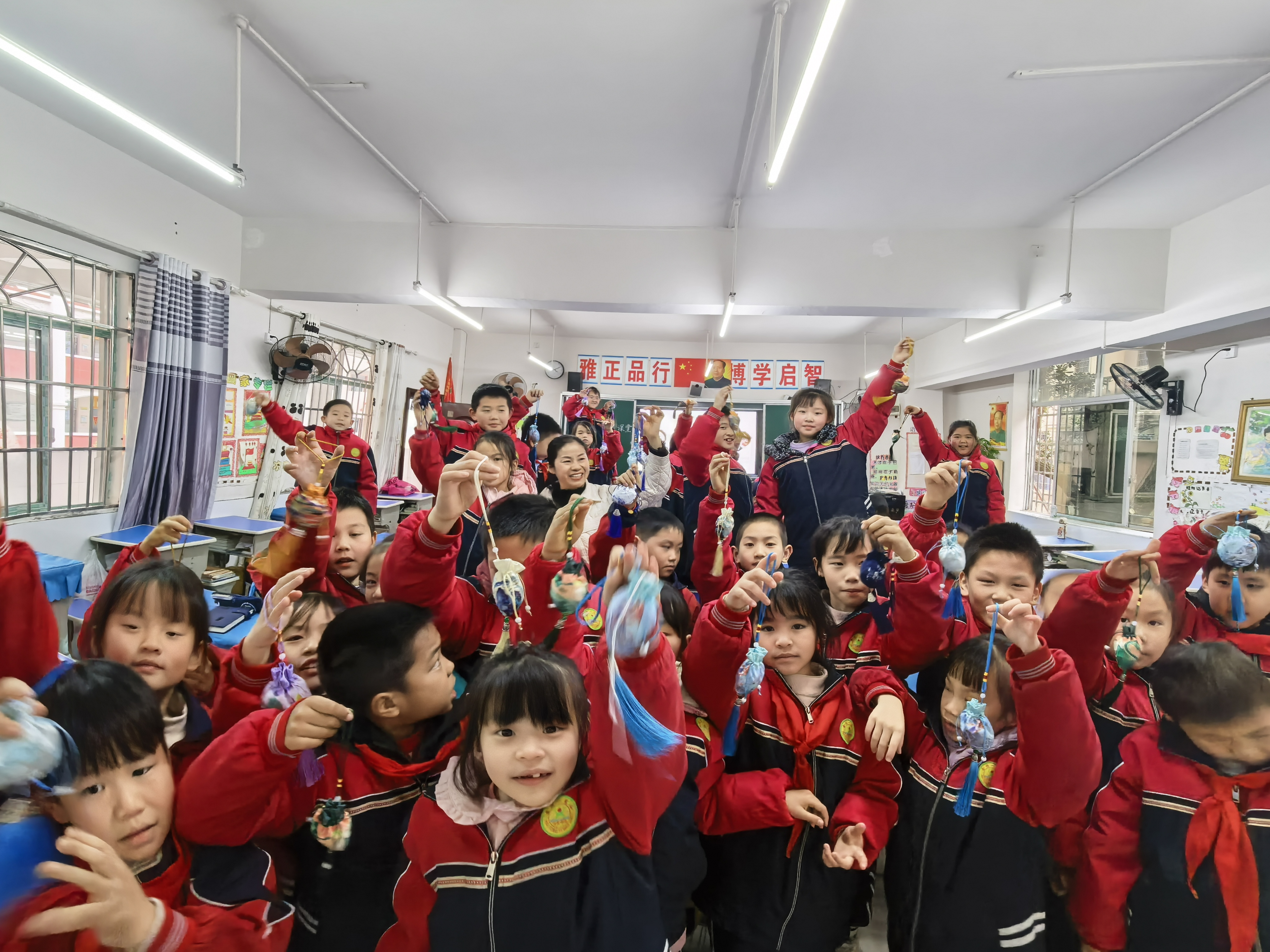 5f19b2eeefdc5045fa6688b3a99af344.jpg 5f19b2eeefdc5045fa6688b3a99af344.jpg