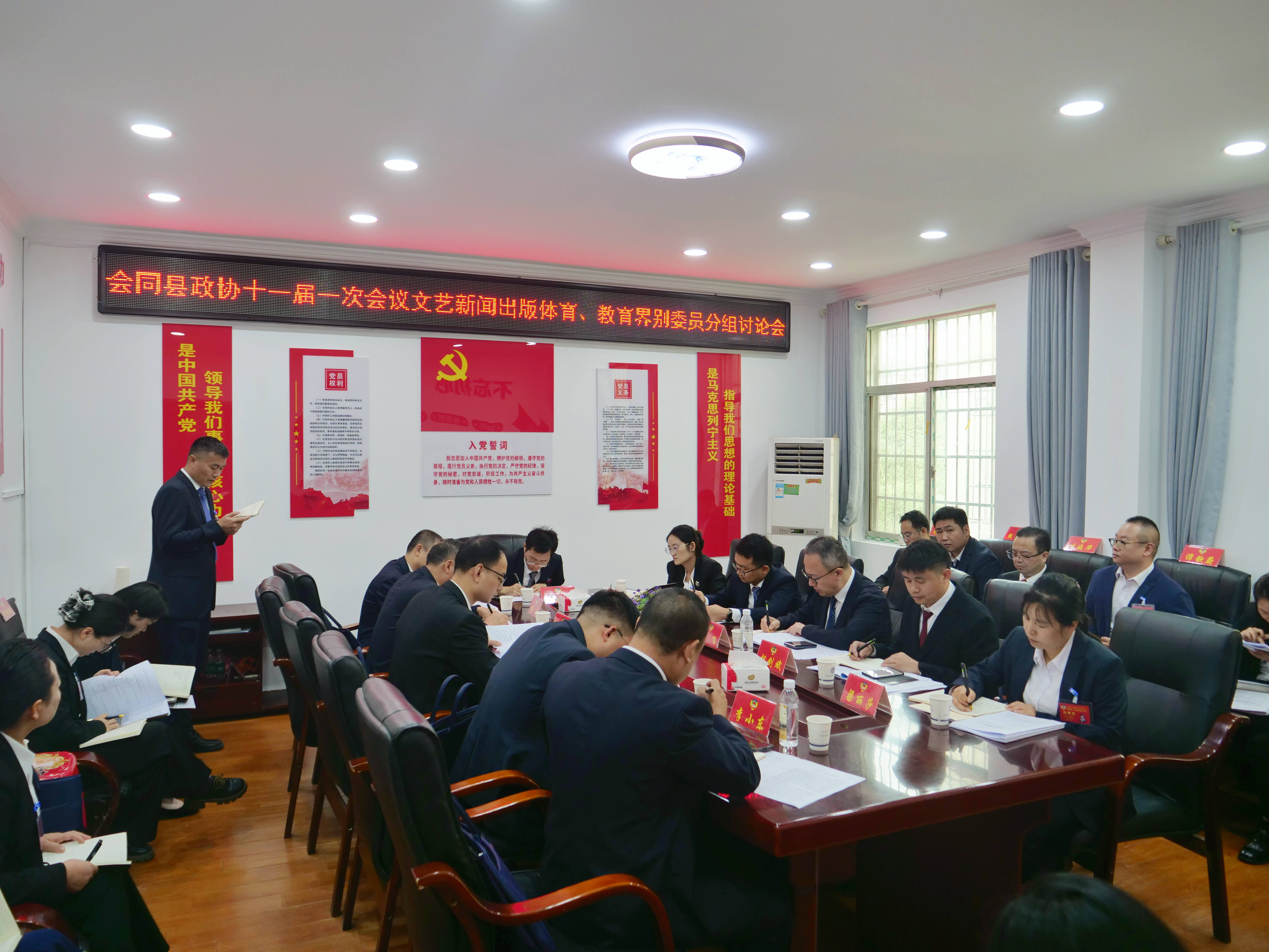 ce6b41efcc515ed53ece51bdd0a504fb.jpg ce6b41efcc515ed53ece51bdd0a504fb.jpg