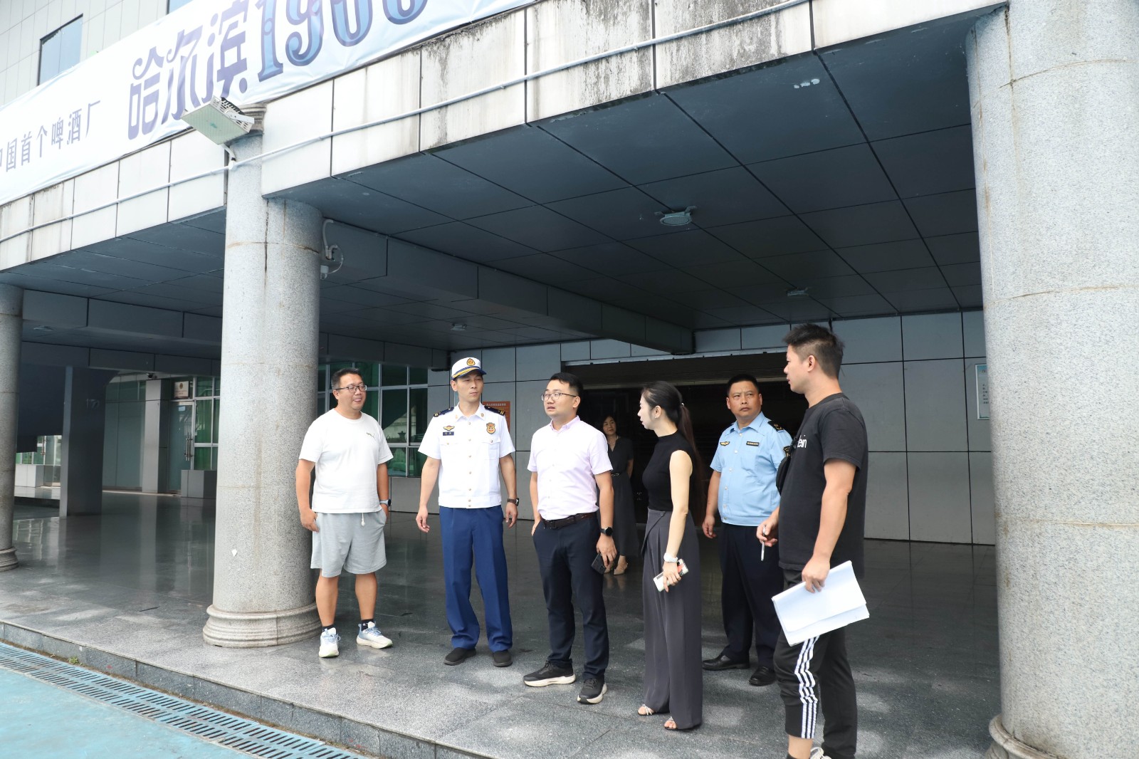 b213f30ad408afeac17ae5cfafeaf04a.jpg