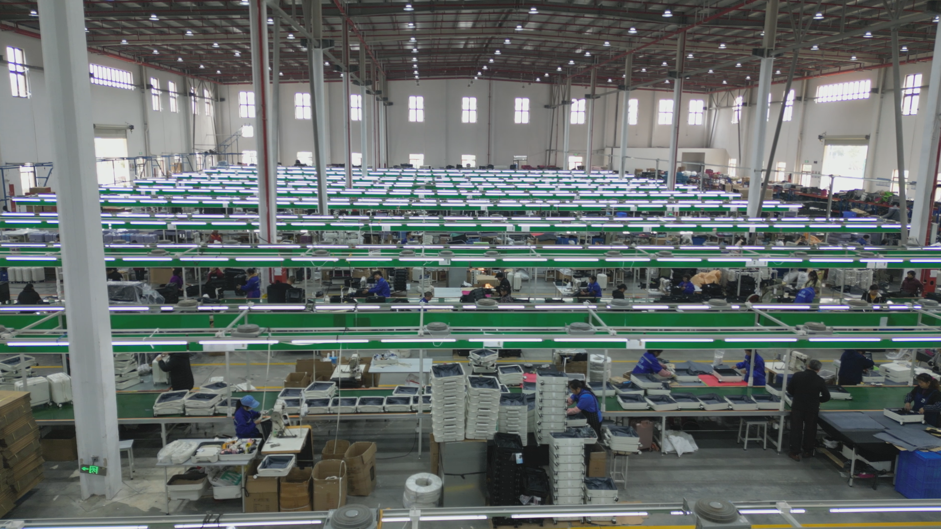 Still1205_00005.png Still1205_00005.png