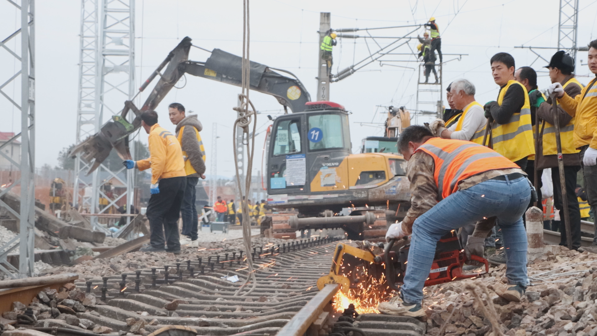 Still0126_00002.png Still0126_00002.png