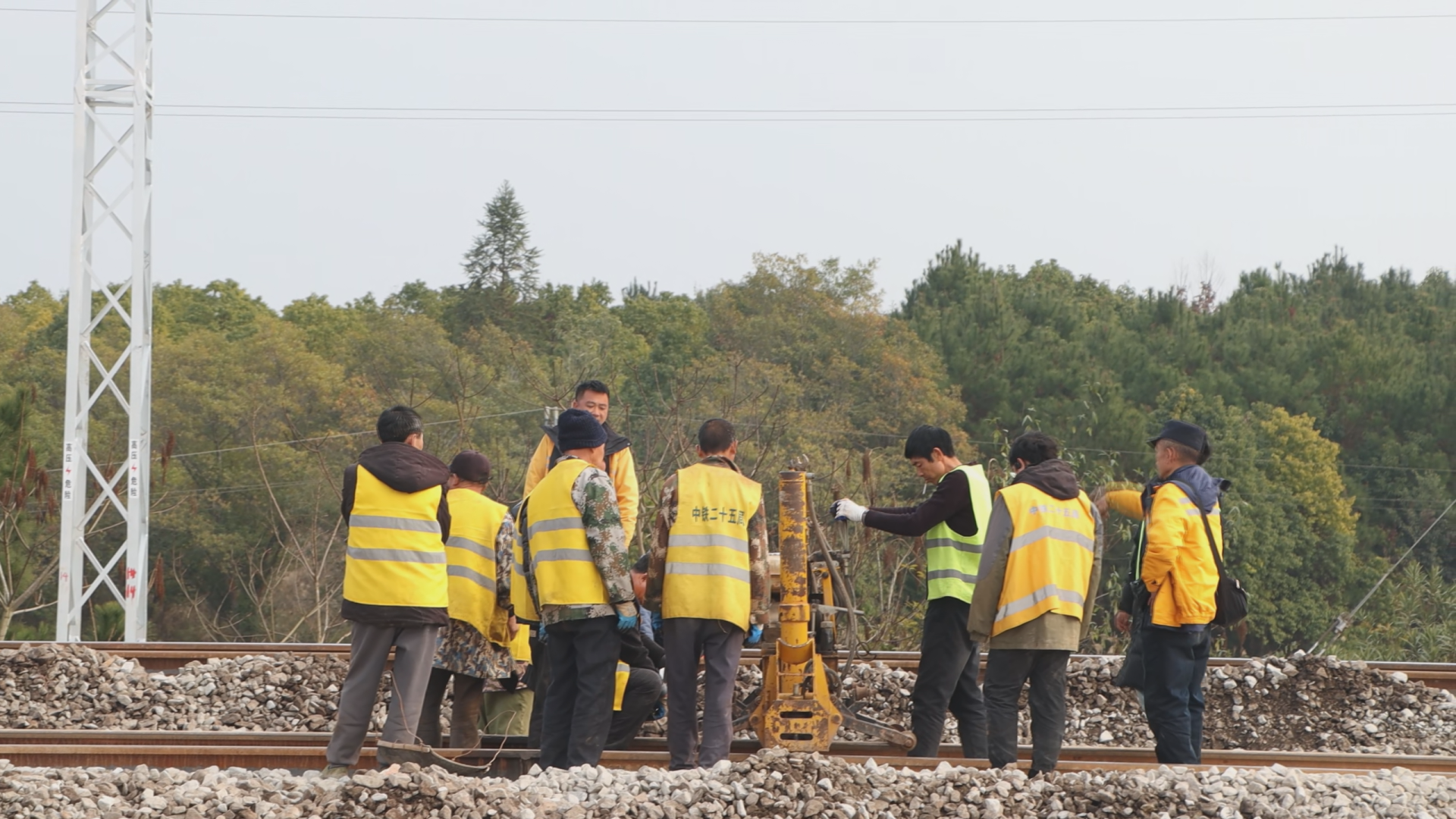 Still0129_00004.png Still0129_00004.png