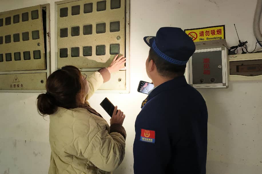 图片2.jpg 图片2.jpg