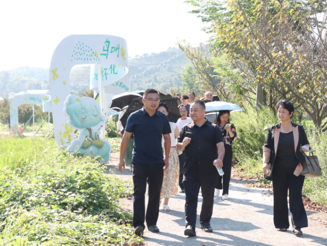 会同县举行党外代表人士暑期集中谈心暨“兴文旅、凝共识、谋发展”学习考察活动