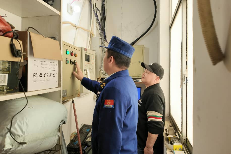 图片2.png 图片2.png