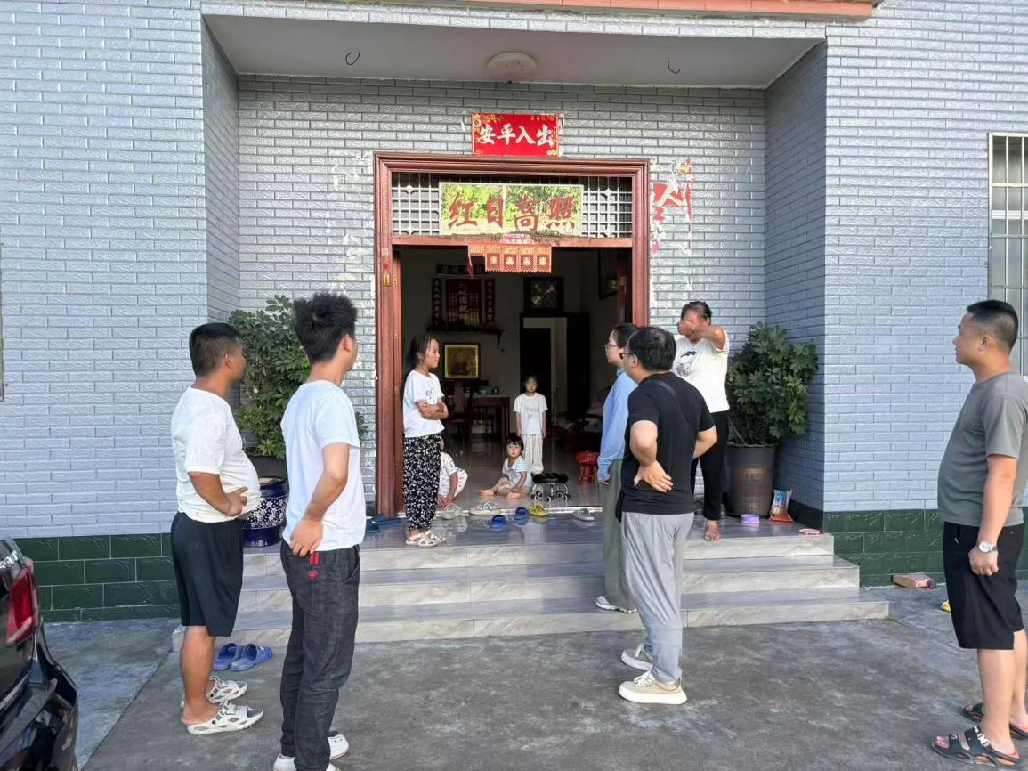 图片4.jpg 图片4.jpg