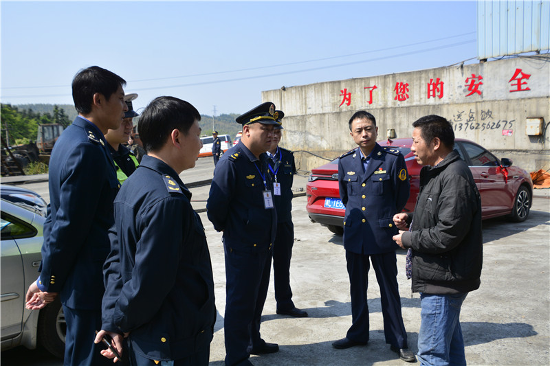 区交通安全源头整治（骆仙街道辖区）货场检查.jpg
