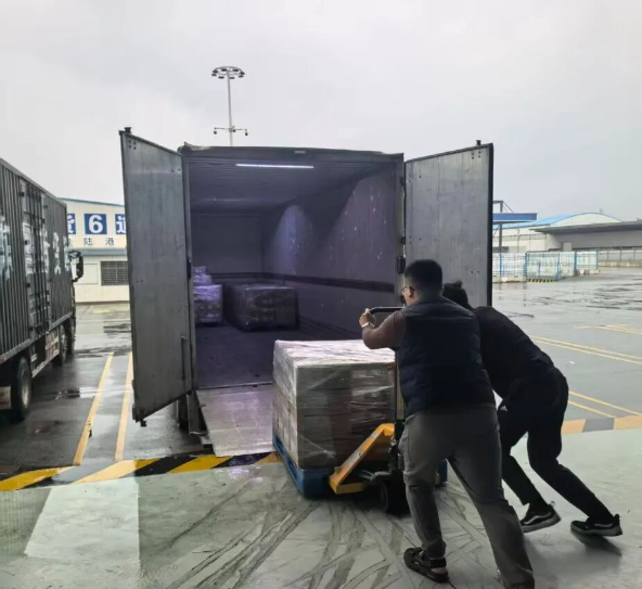 首次开通！直达香港！