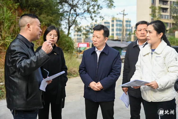 坚决扛牢政治责任 推动生态环境质量持续稳定向好