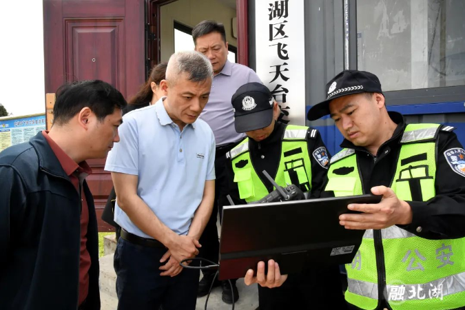 李世钧督导检查“五一”假期旅游保障和安全生产工作