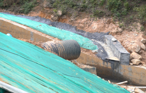 北湖区：排险除患保畅通 护航国庆出行路