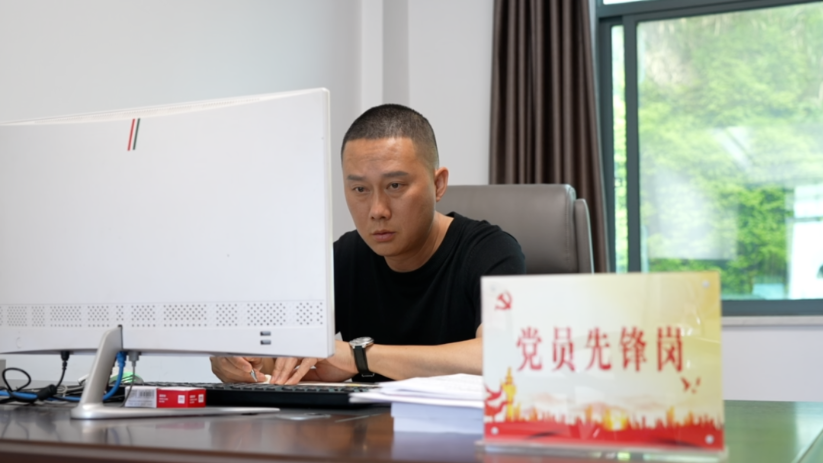 北湖微光｜2000趟巡查路，走出园区“金牌管家”
