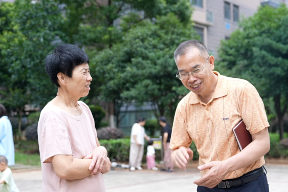 北湖“邻”头雁 | 争议小区→幸福宜居，唐甲良在金桂园干了啥？