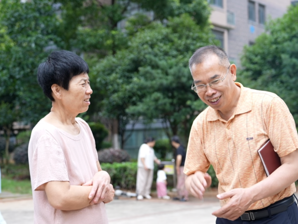 北湖“邻”头雁 | 争议小区→幸福宜居，唐甲良在金桂园干了啥？