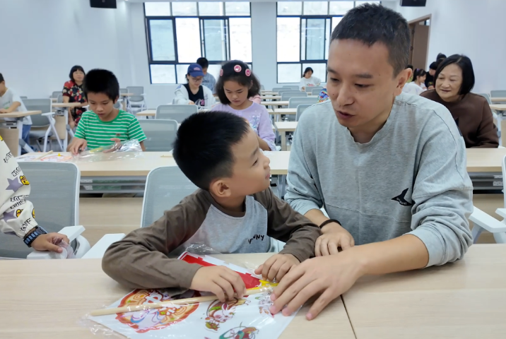 北湖新增一个阅读好地方→