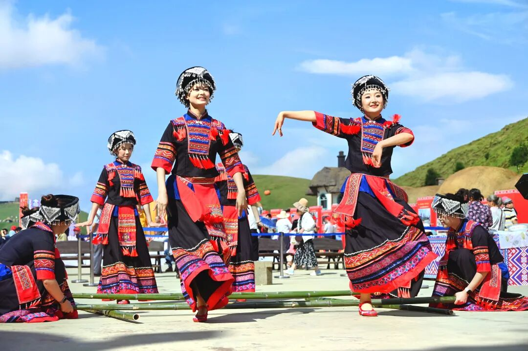 拦门酒、长桌宴！在高山草原感受瑶乡烟火