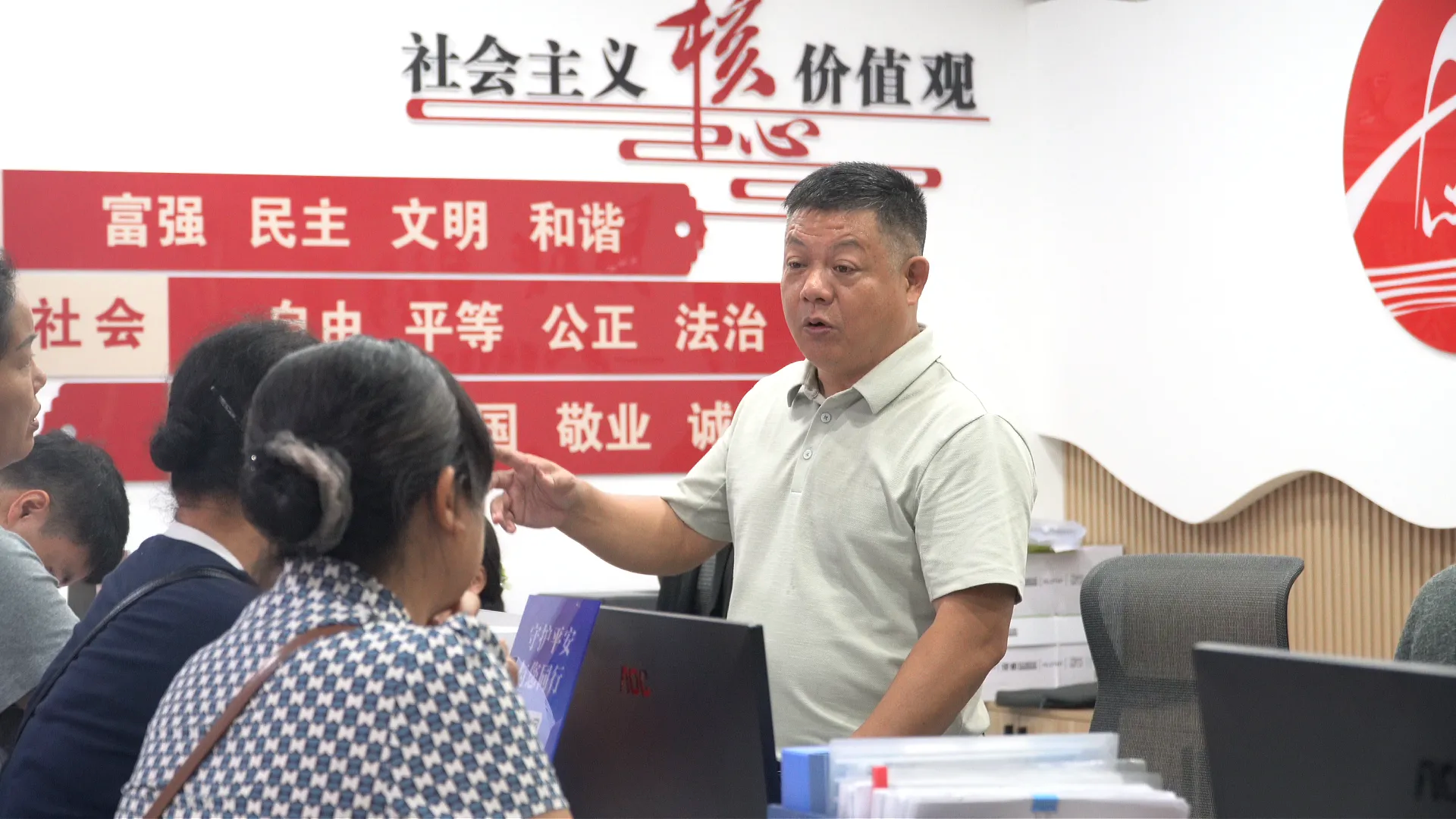 “徽”光如炬 | 陈良清：架起“同心桥” 铺就振兴路