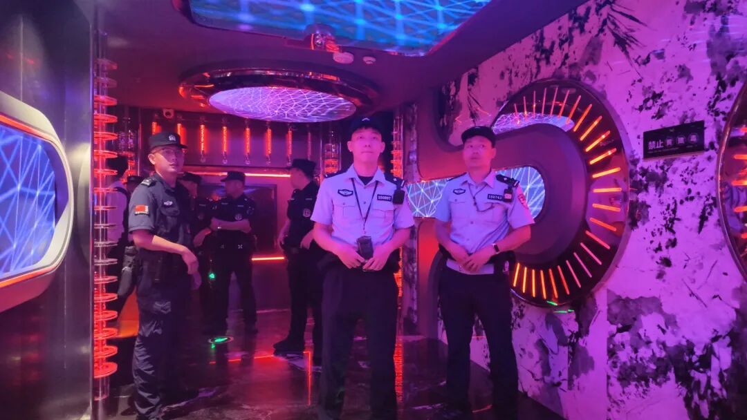 北湖出动320警力夜查，突击了这些场所→
