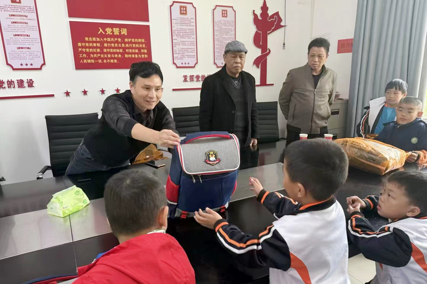 微信图片_20251030101015_134_6.jpg 微信图片_20251030101015_134_6.jpg