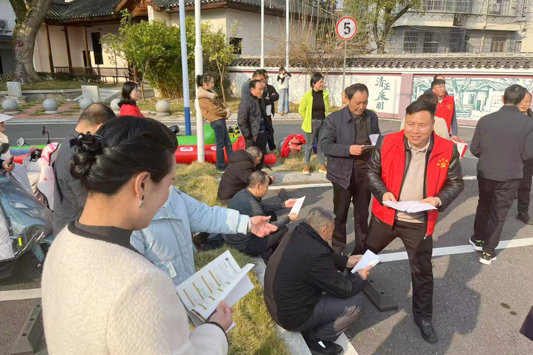 图片2.jpg 图片2.jpg