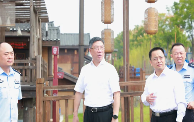 刘浪带队督导旅游组织及安全生产工作