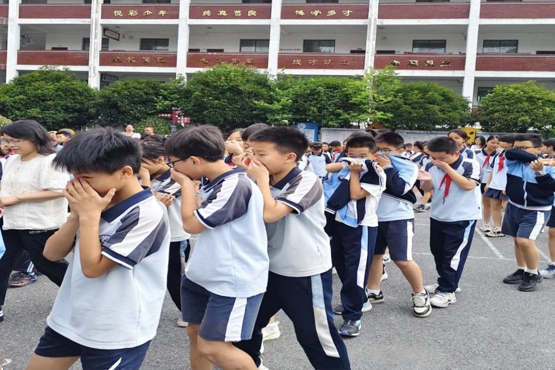 图片4.jpg 图片4.jpg