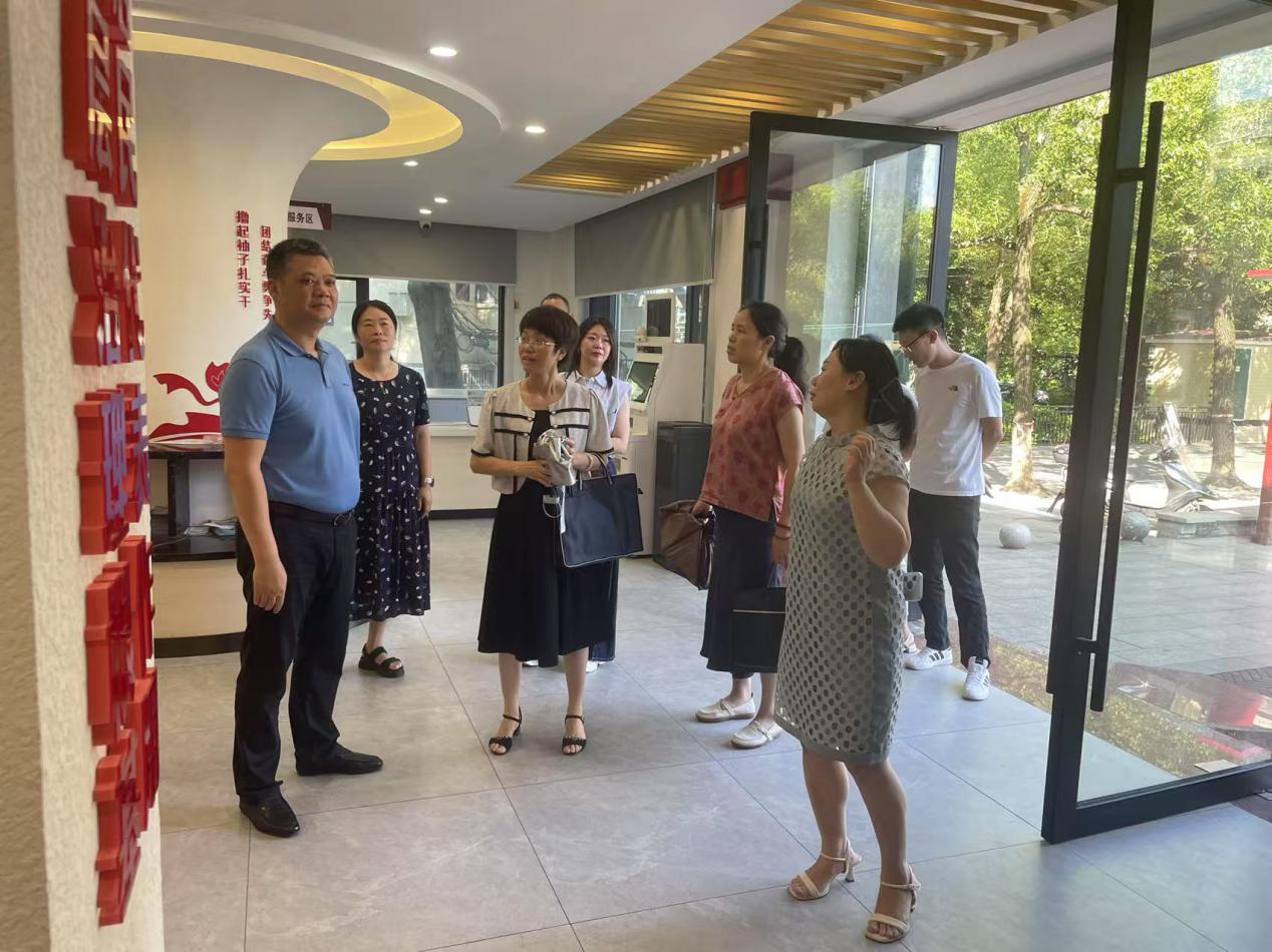0714珠暉區(qū)人大開展工會(huì)“一法一辦法”執(zhí)法檢查.jpg 0714珠暉區(qū)人大開展工會(huì)“一法一辦法”執(zhí)法檢查.jpg