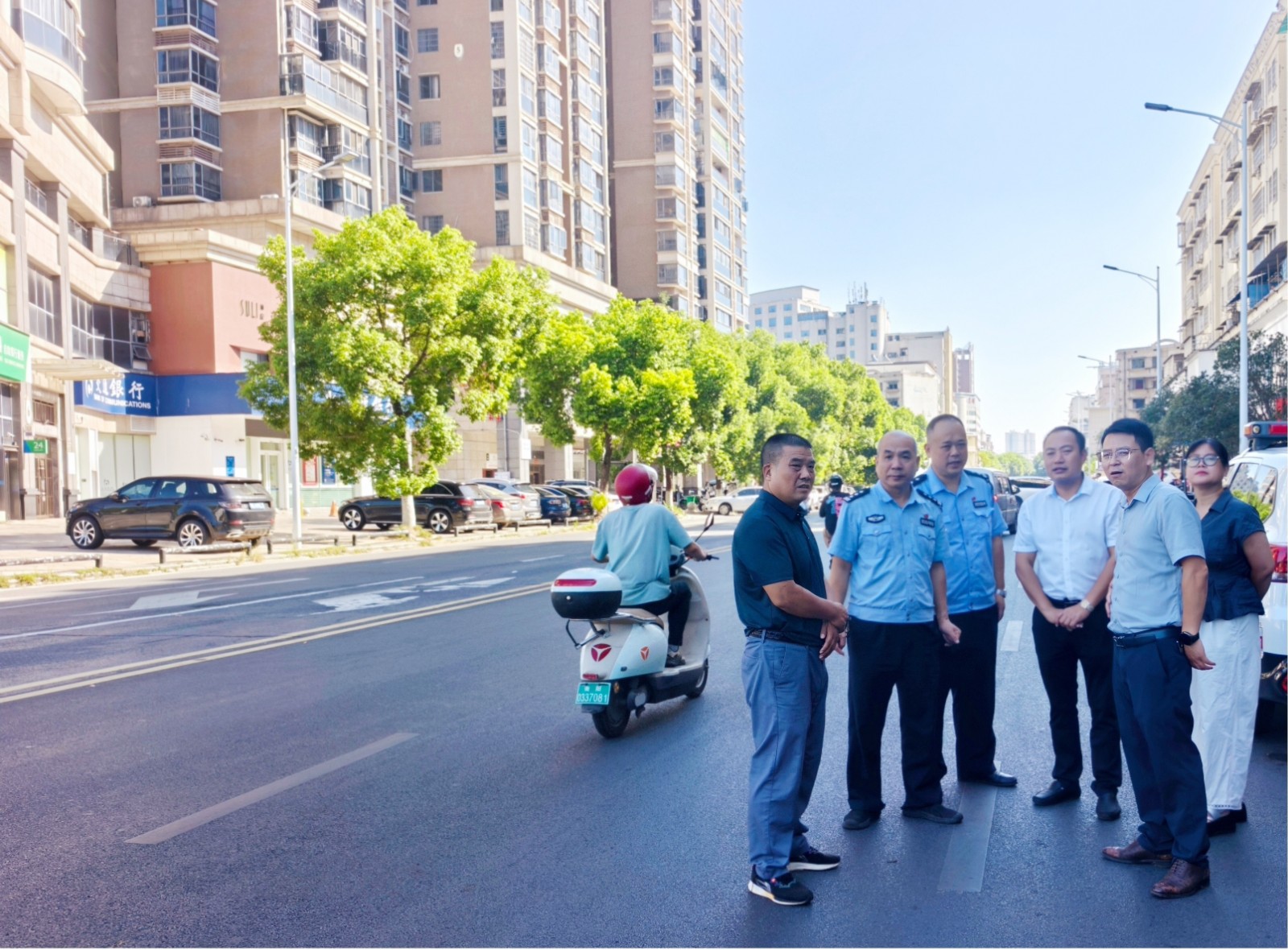 0918以代表建议办理为抓手 破解交通管理“堵点”.jpg