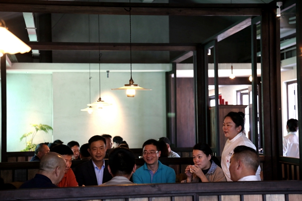 G11A7789_副本6.jpg G11A7789_副本6.jpg