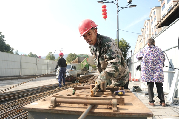 G11A5607_副本.jpg G11A5607_副本.jpg