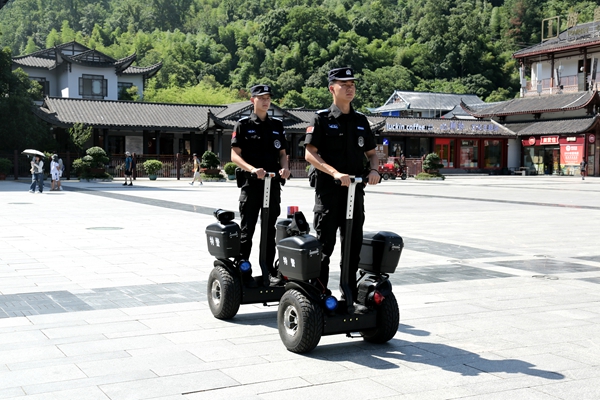 G11A7104_副本.jpg G11A7104_副本.jpg
