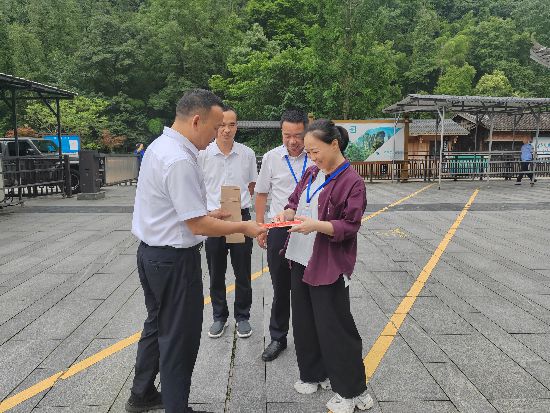 毛局.jpg