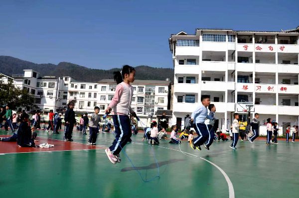 fdee1c3260117c67e441906dbbf15d35.jpg fdee1c3260117c67e441906dbbf15d35.jpg