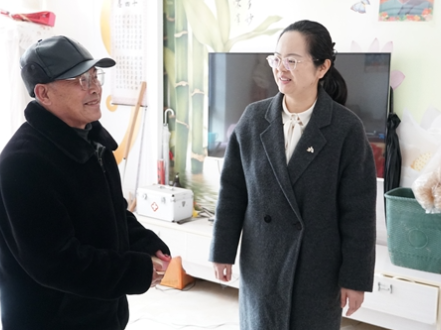 春节前夕 吴俞萍带队开展走访慰问