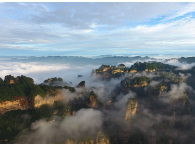 张家界武陵源入选全国赏秋指南  “山岳红叶映秋”成金秋打卡胜景