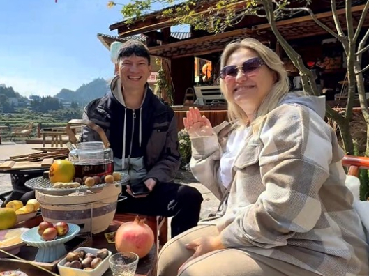 “洋面孔”刷屏武陵源：从“便利打卡”到“深度融入”的旅游新图景