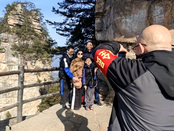 晴日杨家界 新春打卡热