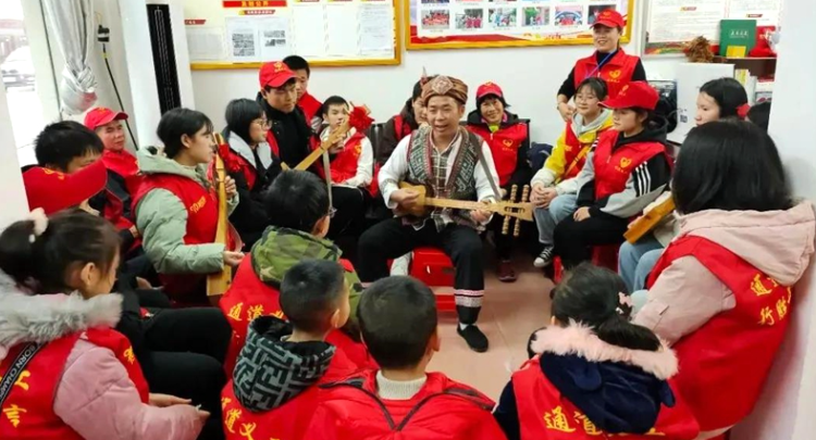 学乐器唱侗歌 传承发扬侗文化